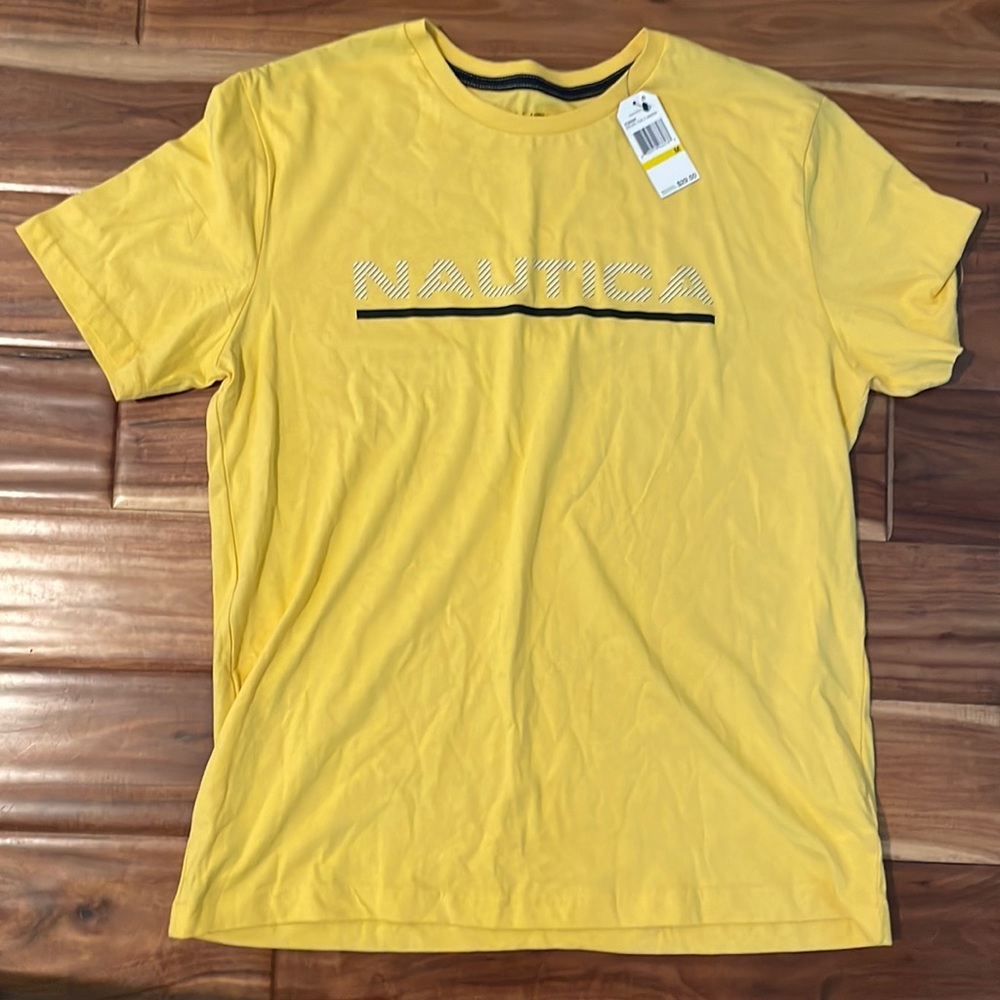 New Nautica Graphic T
